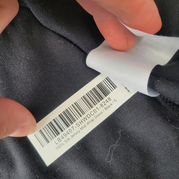 Quince 100% Silk Jersey Midi Wrap Dress Black Size Womens Small - Picture 9 of 9